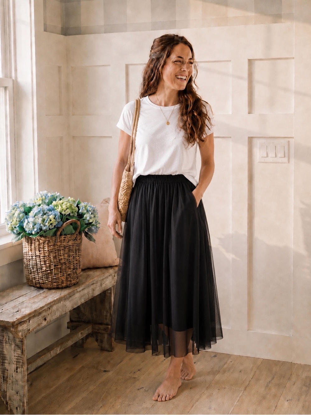 Women’s Black Maxi Elastic-Waist Skirt with Tulle layer